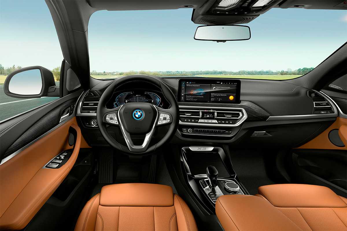 Прочитайте наш обзор про БМВ X 2022 Посмотрите фотографии и видео-ролики про BMW X
