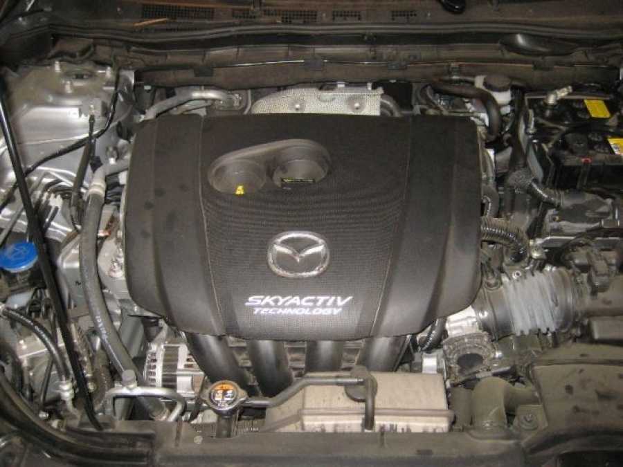 Mazda gj масло. Мазда 6 GH 2.0 автомат двигатель. Mazda 6 2014 2,5 мотор. Щуп коробки автомат на Мазда 6 2006. Щуп Мазда 6 GH.