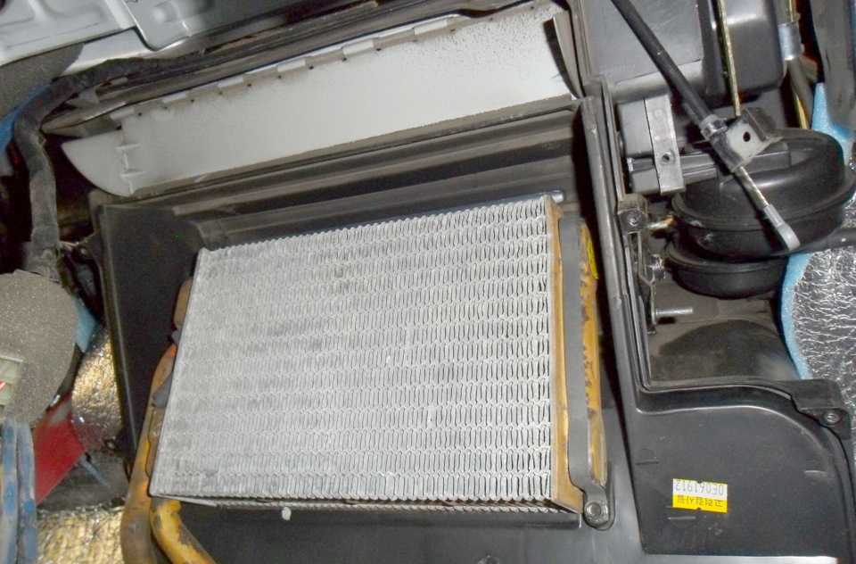 Сетка в решетку радиатора на нексию n-150
