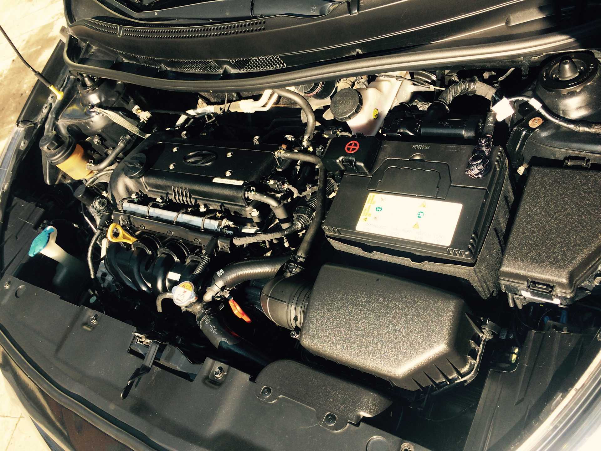 Какой двигатель на солярисе 1.6. Двигатель Солярис 1.6. Мотор Hyundai Solaris 1.6. Hyundai Solaris 1 двигатели. Двигатель Солярис 1.6 2013 года.