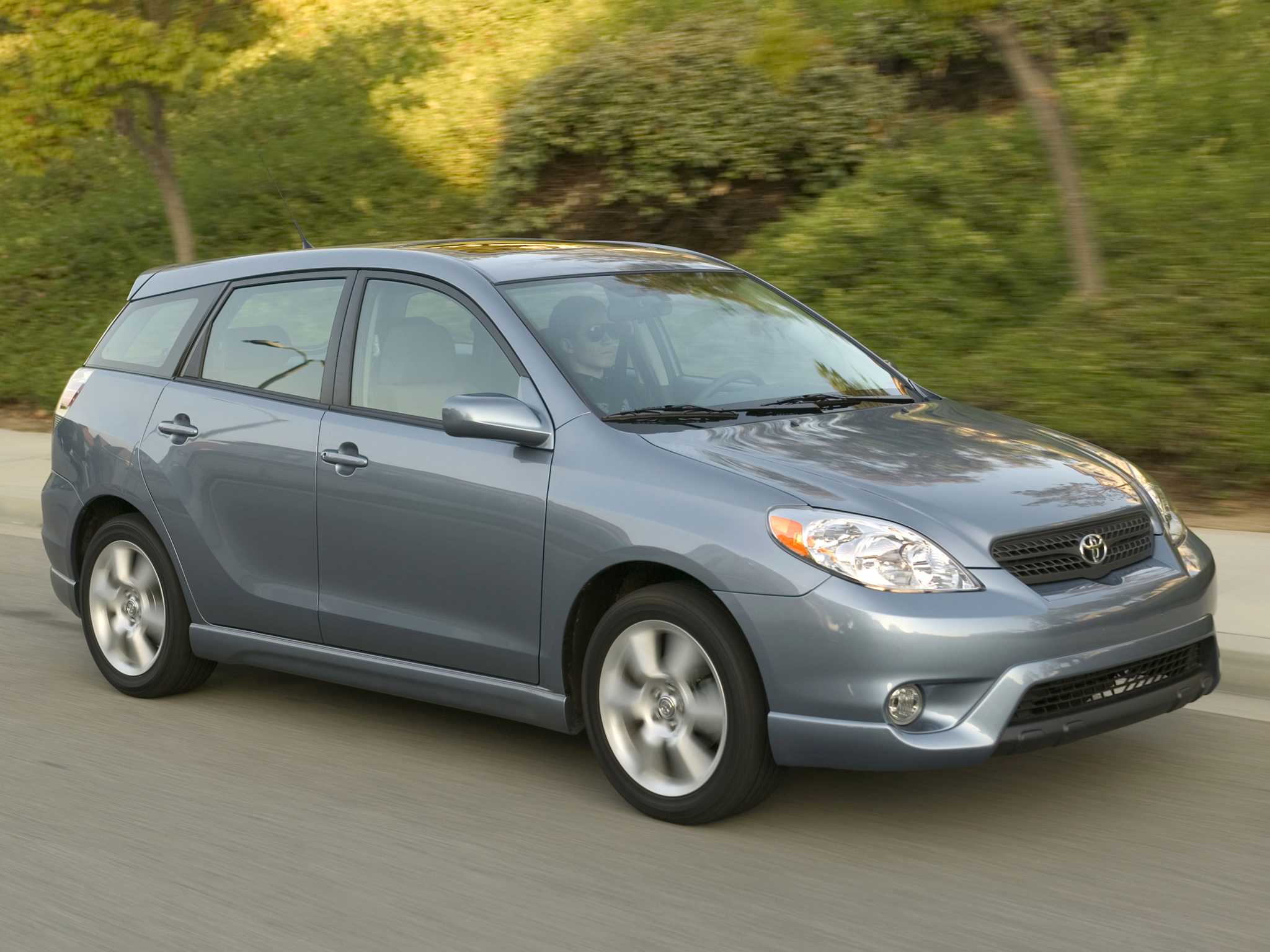 Toyota matrix 1.8, 2.4 расход топлива и отзывы реальных владельцев дизельных и бензиновых двигателей на механике и автомате (роботе)