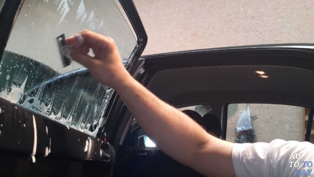 Как правильно клеить тонировку на машину своими руками: пошаговая инструкция - статьи